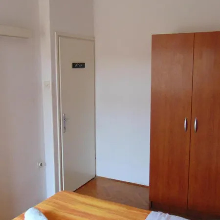 Marina End Vela Luka