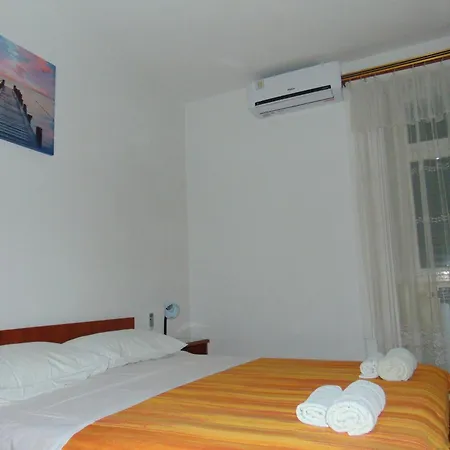 Apartment Marina End *