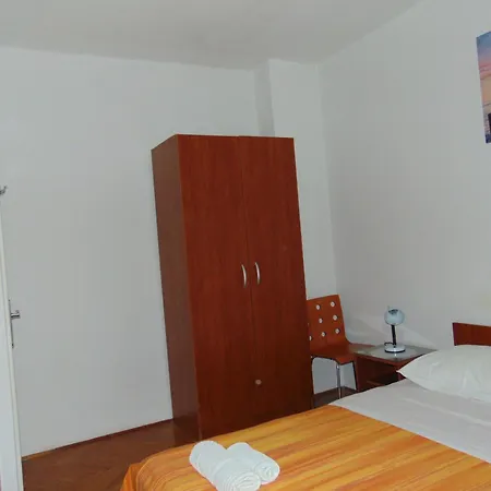 Marina End Apartment *