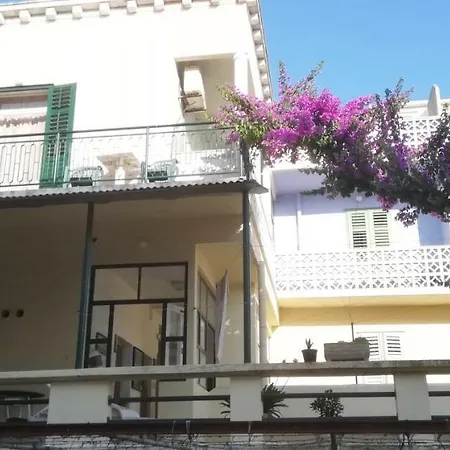 Marina End Apartment
