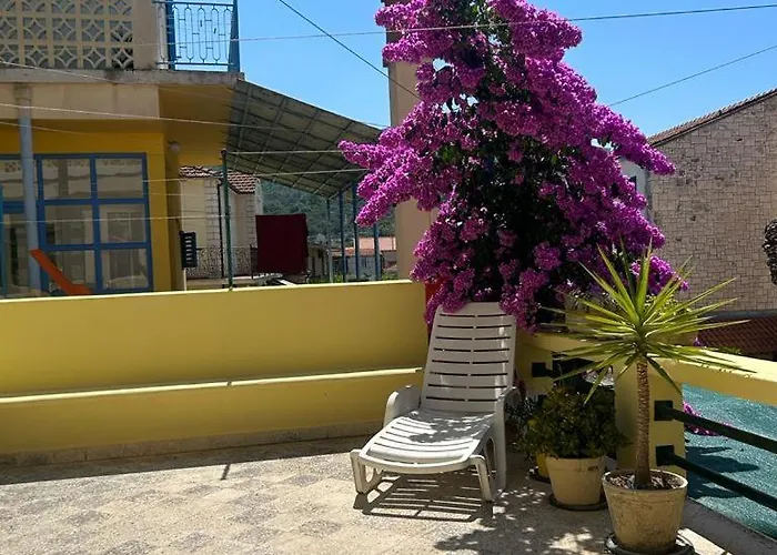 Marina End 벨라루카